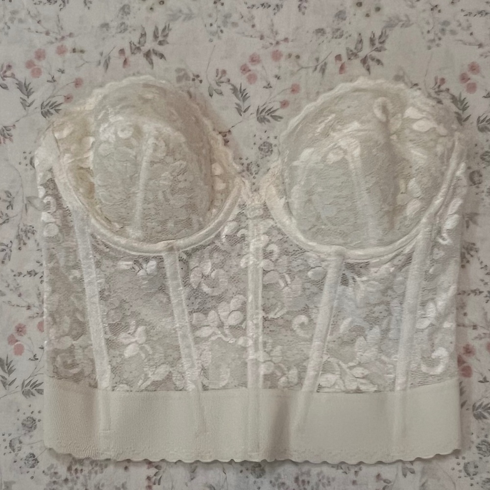 80s JcPenney Adonna Lace Bustier Rosette Cream Underwire Elastic Band Coquette